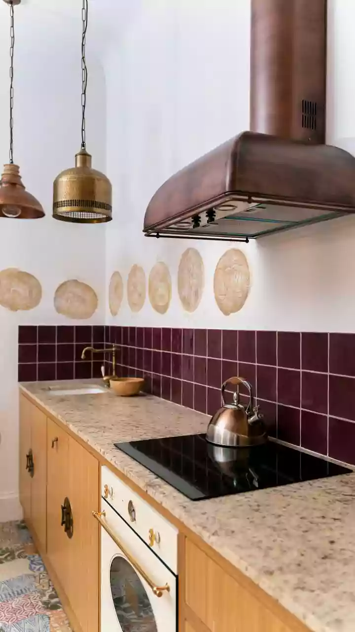 LPG crisis: Sales of induction stoves, electric burners surge in Shimla