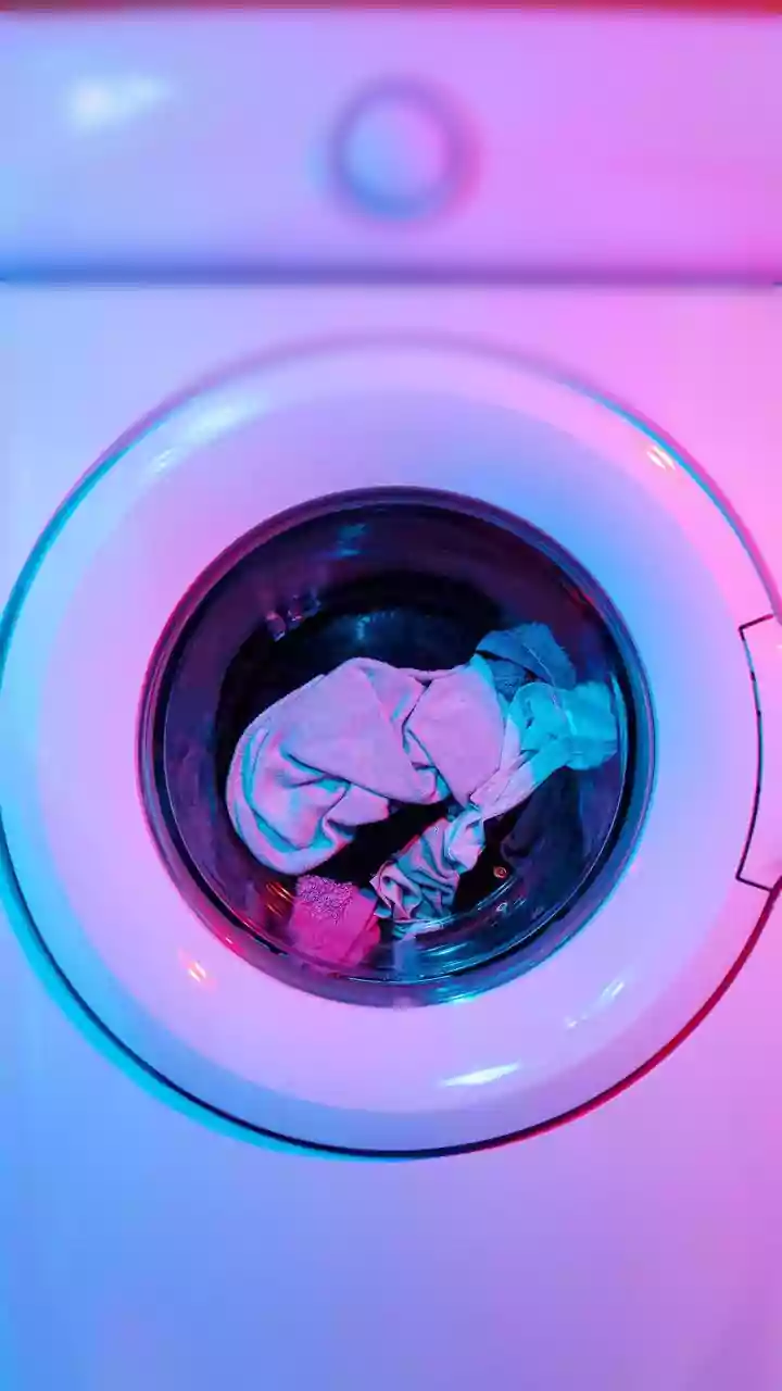 How Stored Winter Clothing Benefits From Washing Before Long Storage