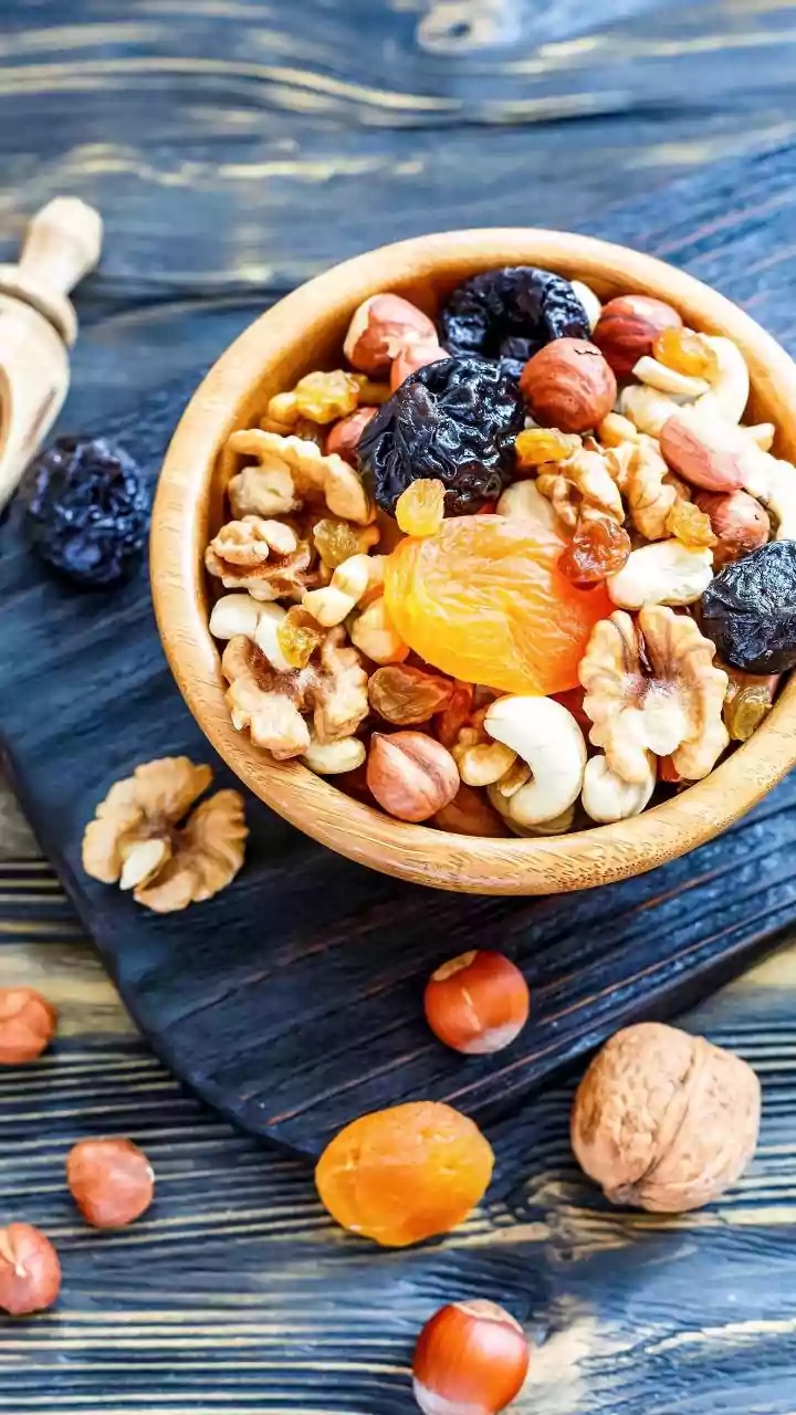 5 Nut-Packed Winter Snacks: Delicious and Nutritious!