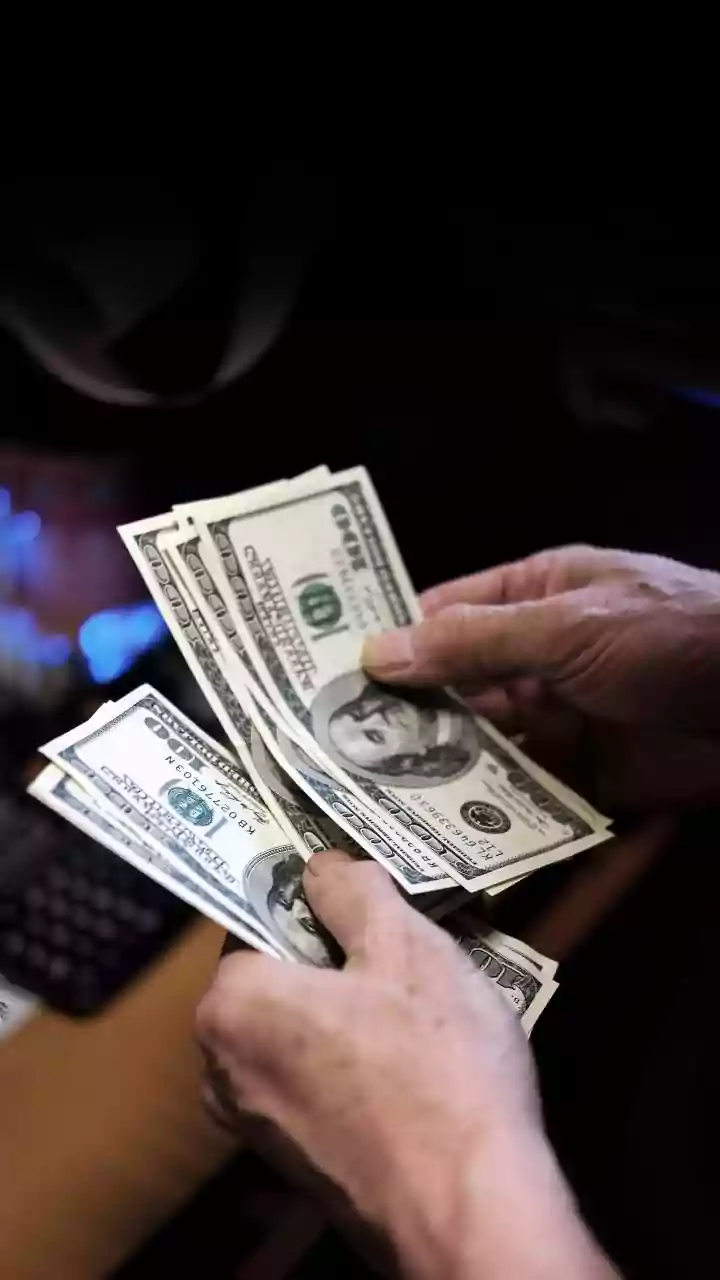 Side Income Streams: Online Gigs, Freelancing, and Passive Income Compared