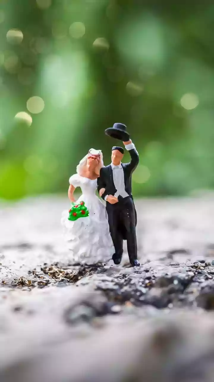 These German wedding customs are very unique!