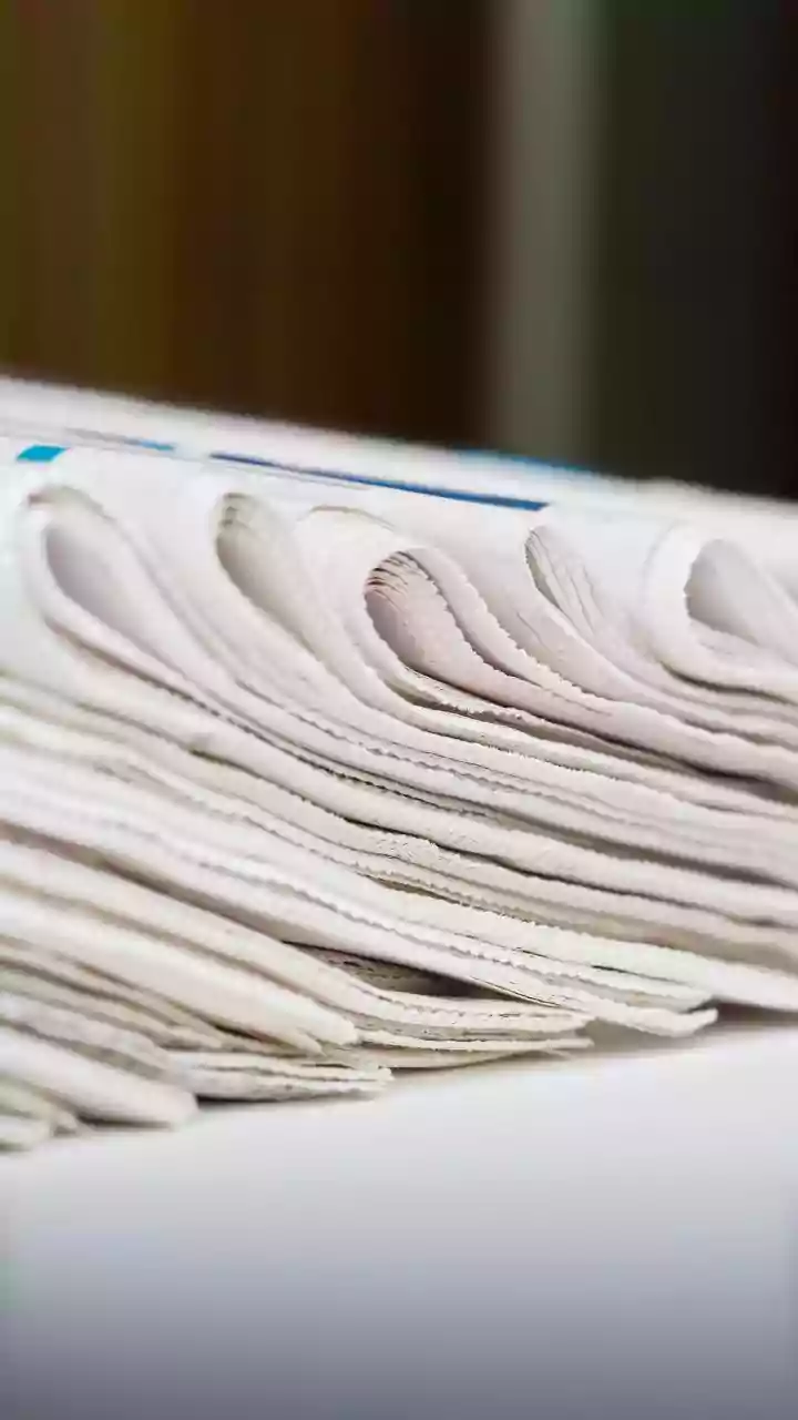 A 70,000-preprint Analysis Makes a Strong Case for Better Understanding of Reading Early Biomedical Science