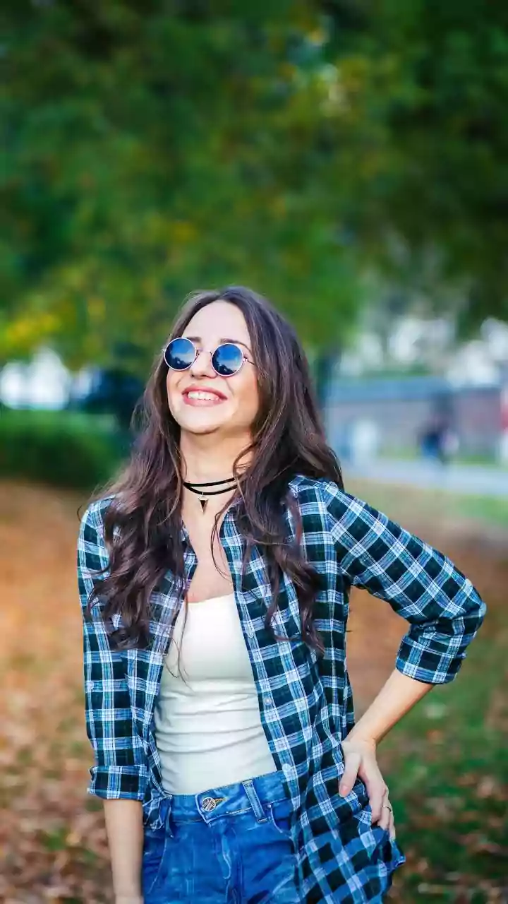 The Trend Loop: Skinny Jeans, Chokers, & Bold Colors Brings 2016 Fashion Trends Back in 2026