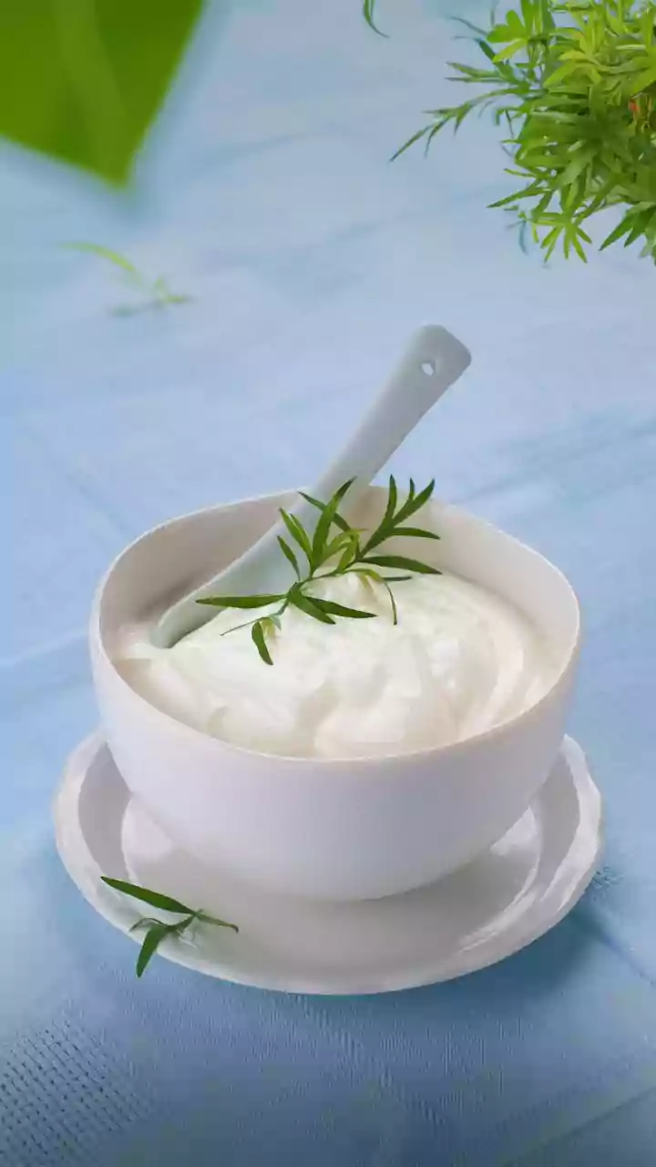 Toum Brings Garlic, Lemon and Oil into a Smooth White Sauce