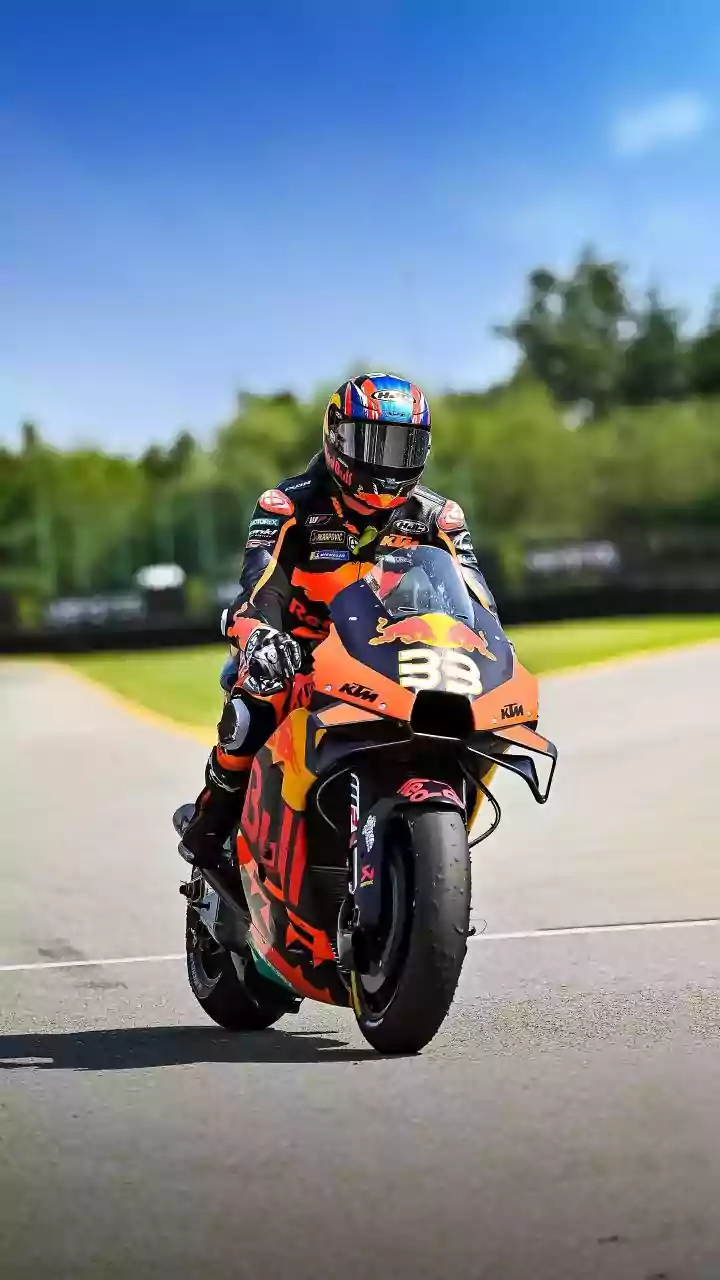 KTM launches RC 160 in India, priced at Rs 1.85 lakh