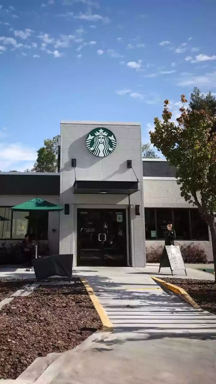 Starbucks closes over 400 US stores in major restructuring plan