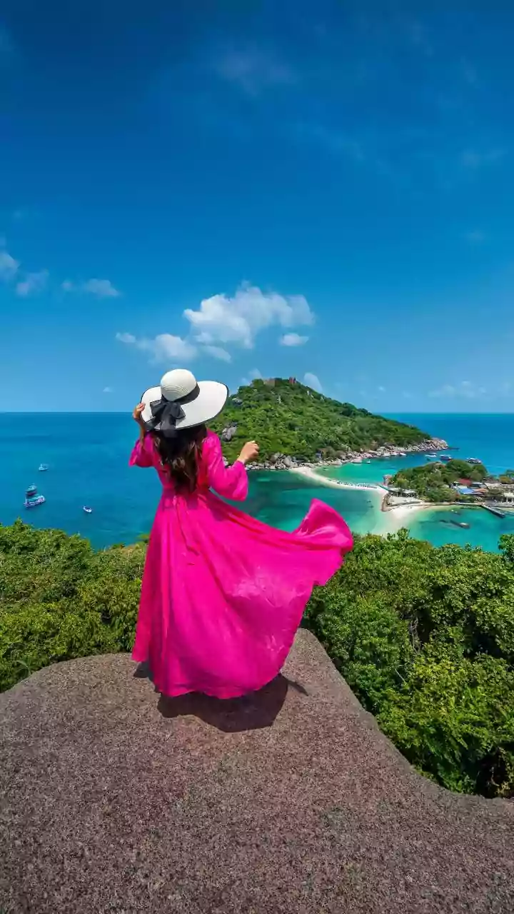 Natasa Stankovic's Stunning Phuket Getaway: A Bold Post-Divorce Statement & Influencer Ascendancy