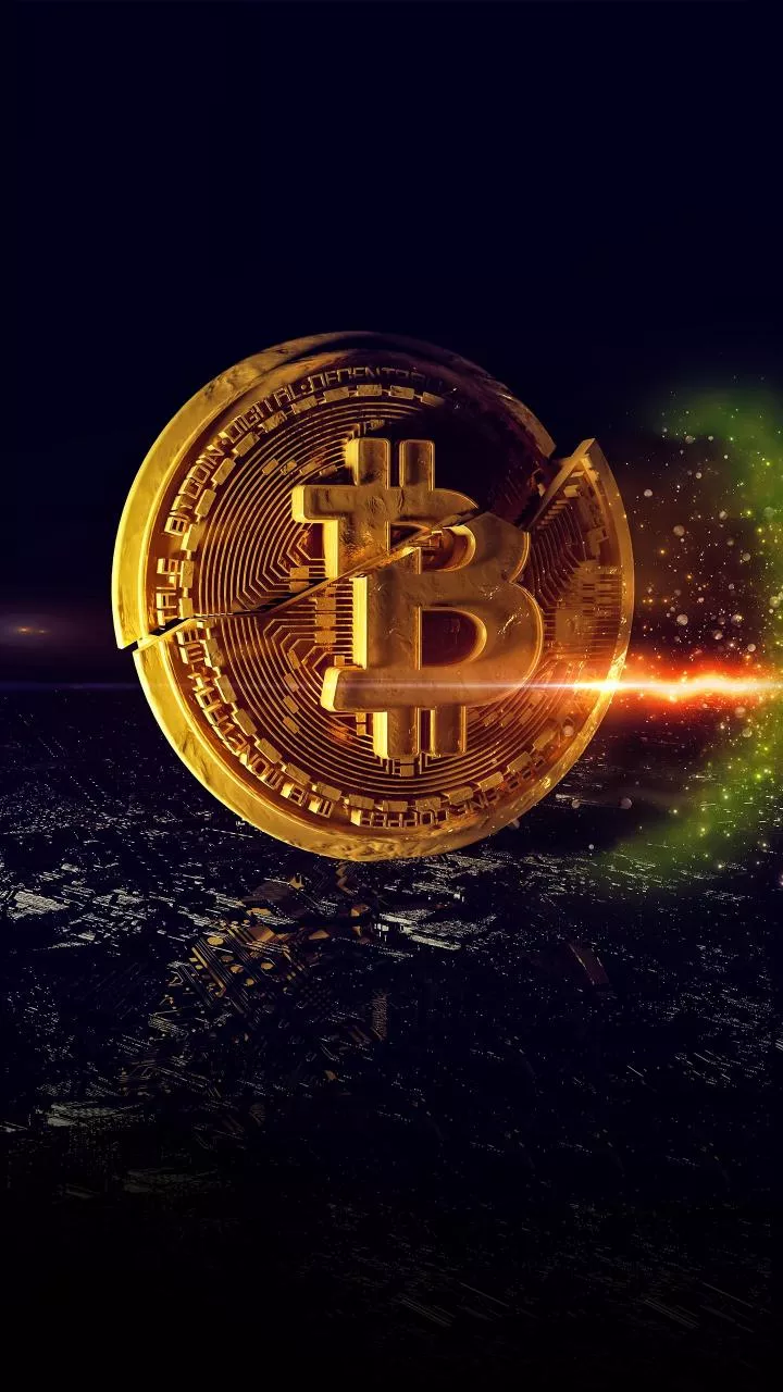 Strategy Holdings faces $17.4B loss as Bitcoin prices tumble