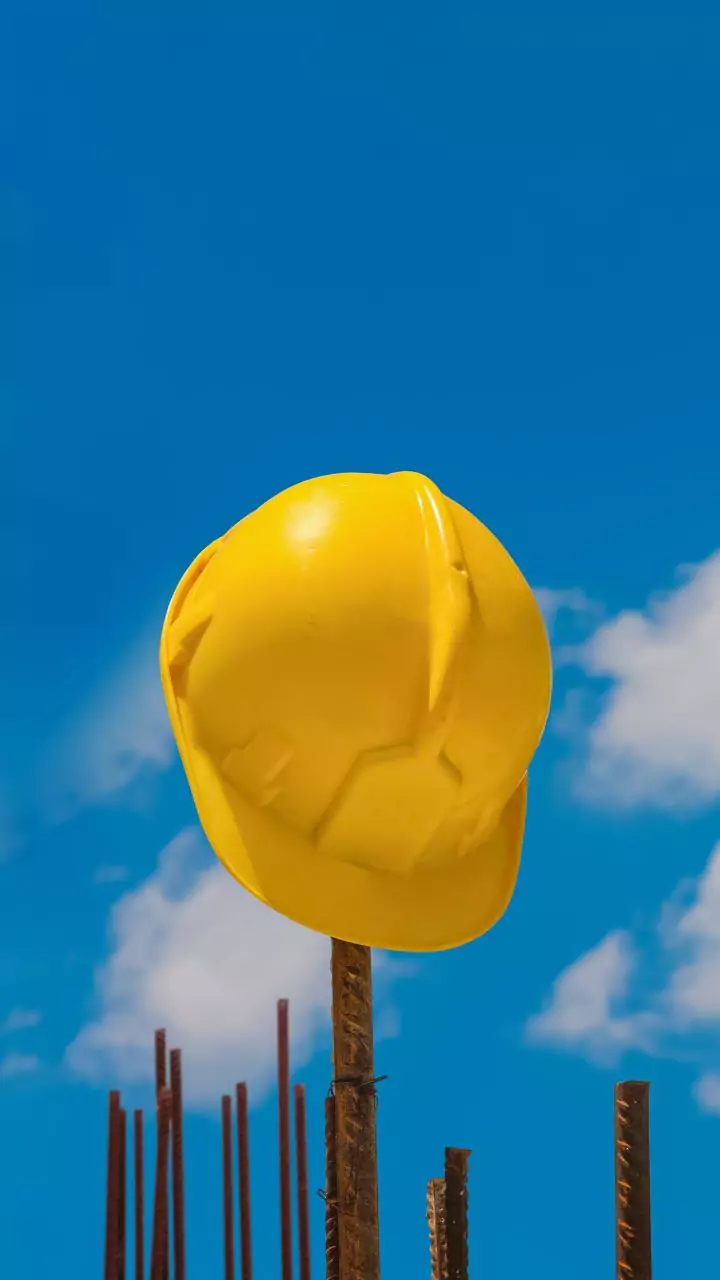 Outdoor workers survive 42°C daily—their hydration tricks are worth copying at home