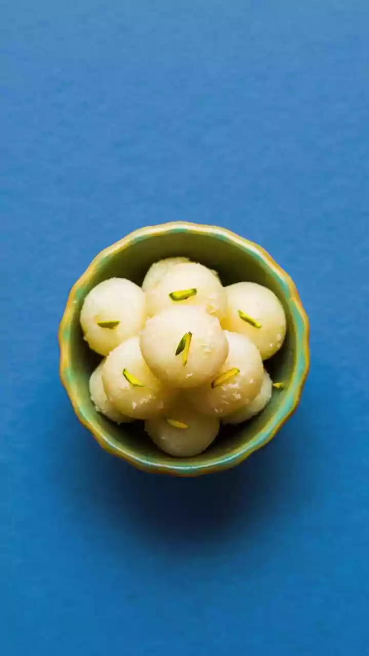 Man dies after choking on 'rasgulla' at wedding