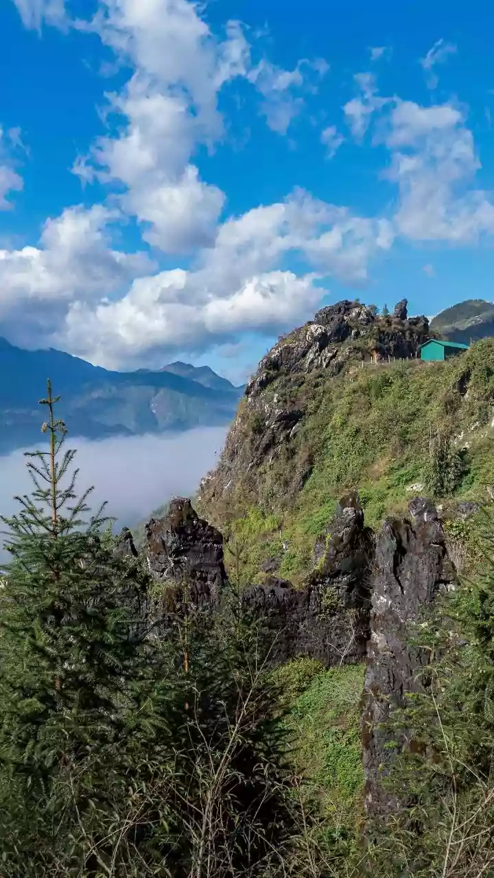 Travellers Compare Arunachal's Dirang-to-Mago Route with Ladakh's Best Drives