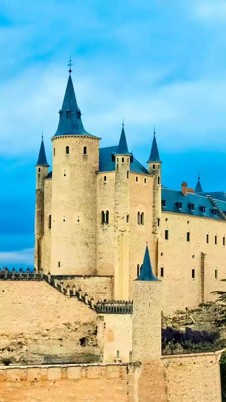 Breathtaking Medieval Castles Around the World You Need to See