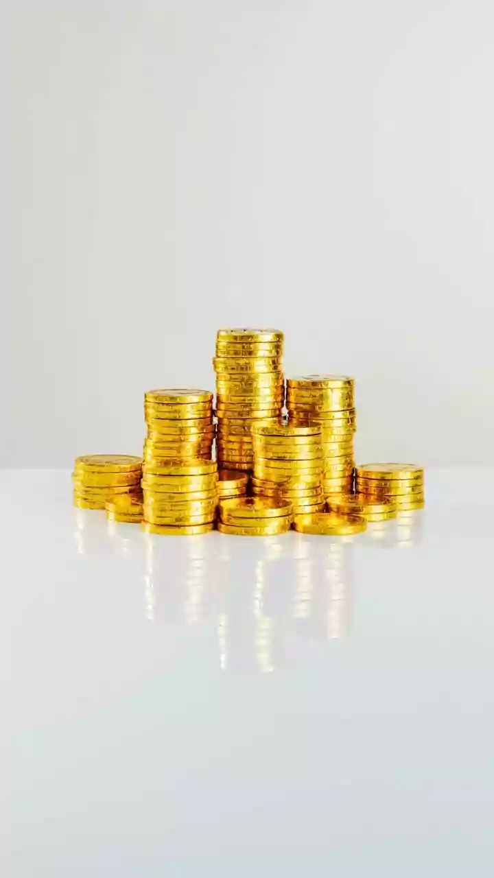 LIC share price jumps 4% after strong Q2 results; re-rating ahead? Check target