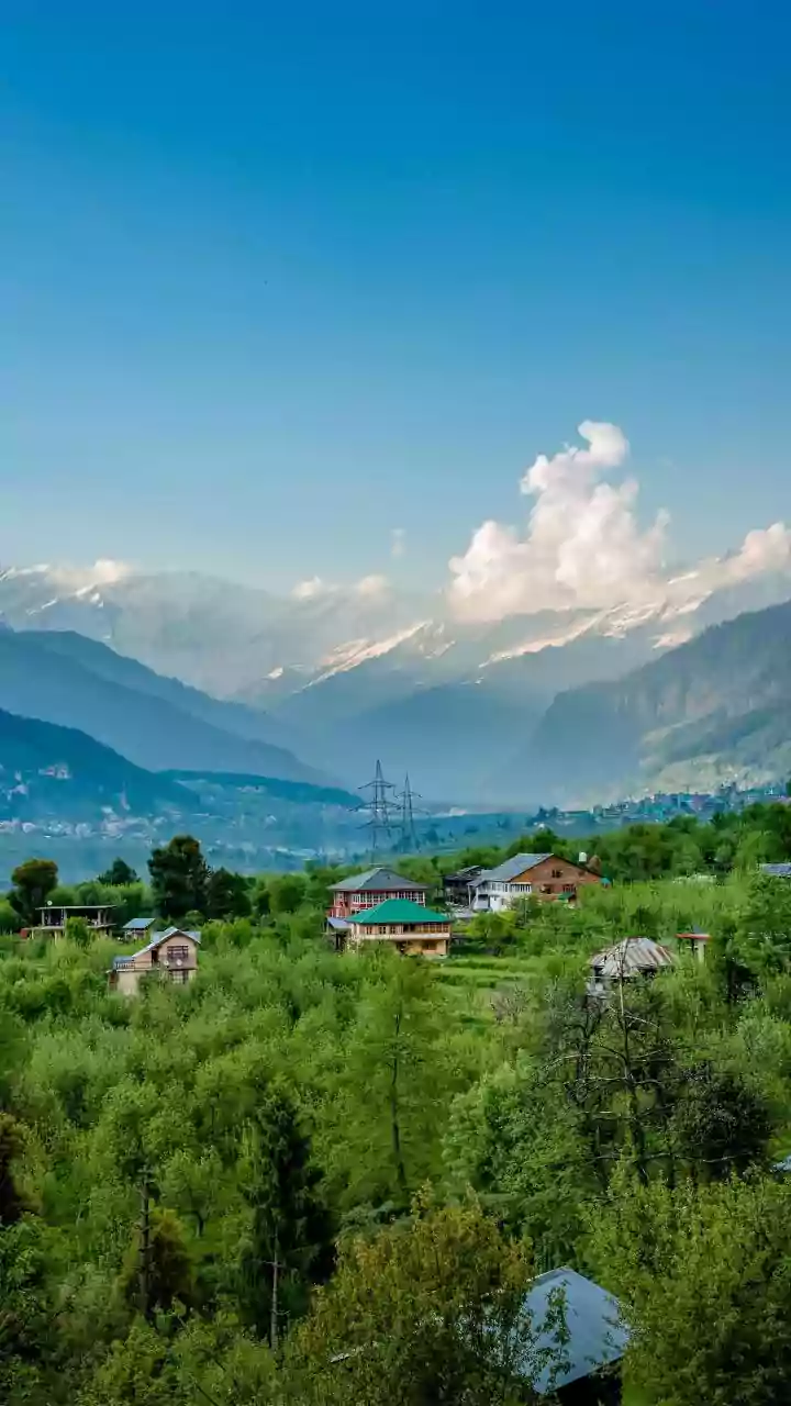 Earthquake of 4.7 magnitude hits Jammu and Kashmir’s Baramulla; videos surface