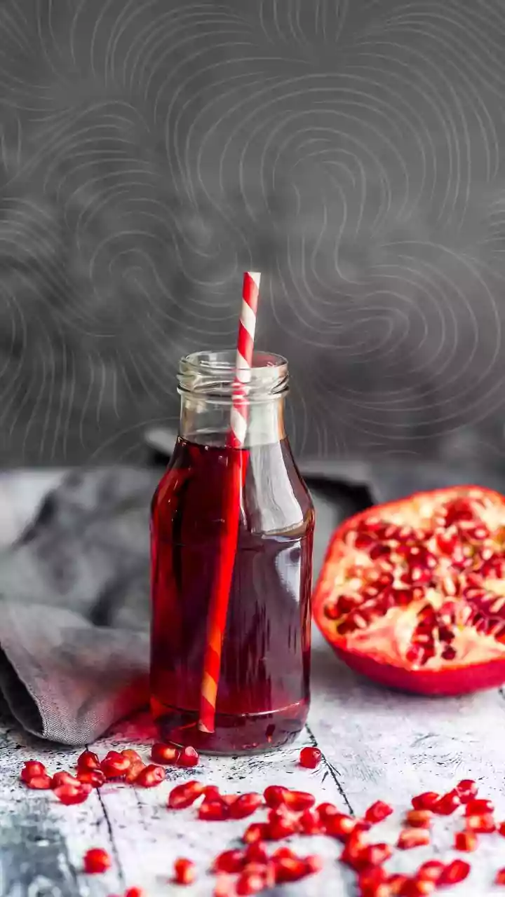5 Reasons: Pomegranate Amla Juice for Daily Health!