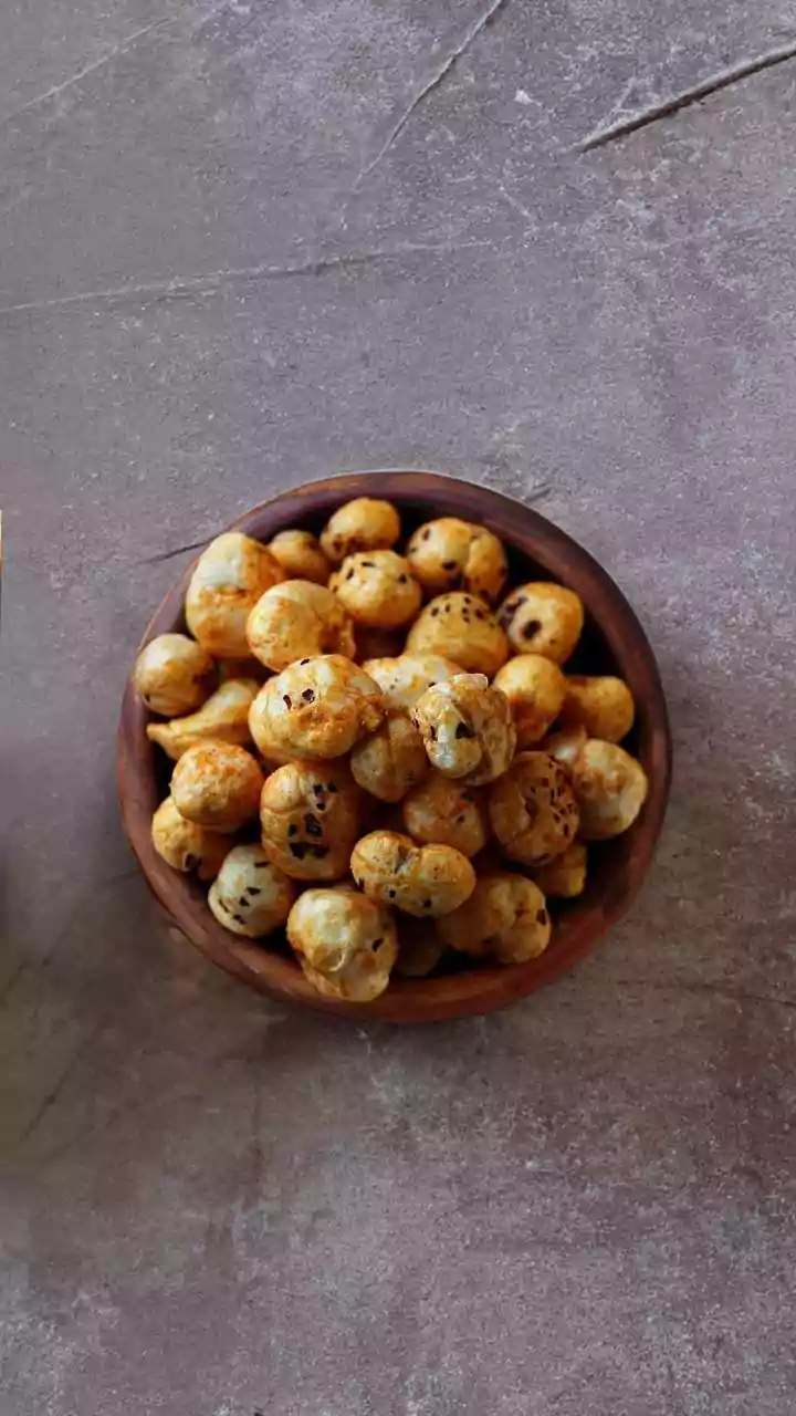 Crisp air season turns roasted makhana into snack favourite