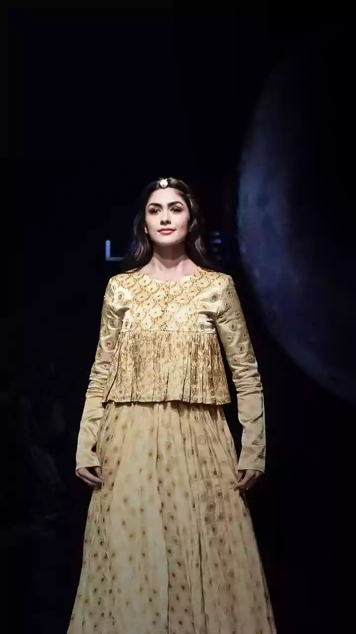 TT Turns 30! Ace Indian Designer Tarun Tahiliani Celebrates Three Decades Of Couture With Iconic Hyderabad Showcase