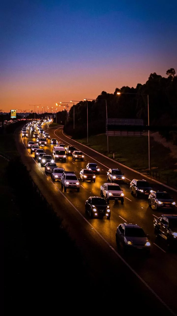 A Long Commute Can Reduce Decision Energy After Work