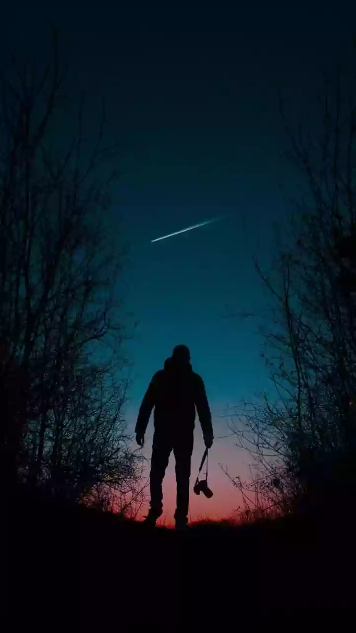 Why Dark Sky Destinations Are Packed With Stargazers Catching Peak Shooting Stars