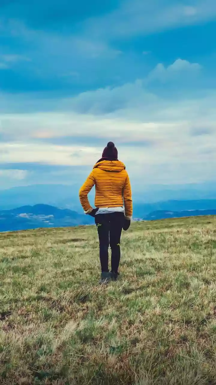 A Five-Foot-Tall Hero: A Story of Courage