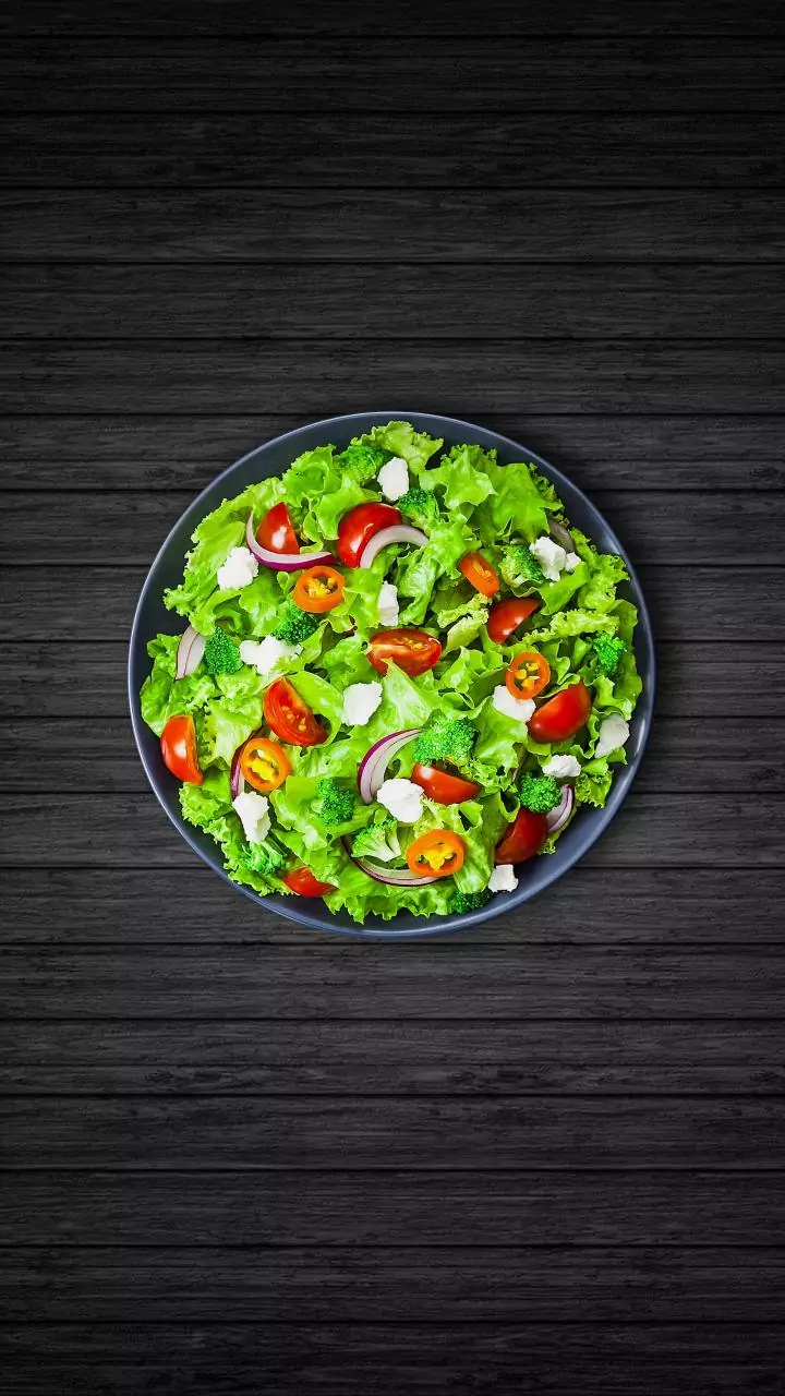 15 Delicious & Easy Salad Recipes to Delight!