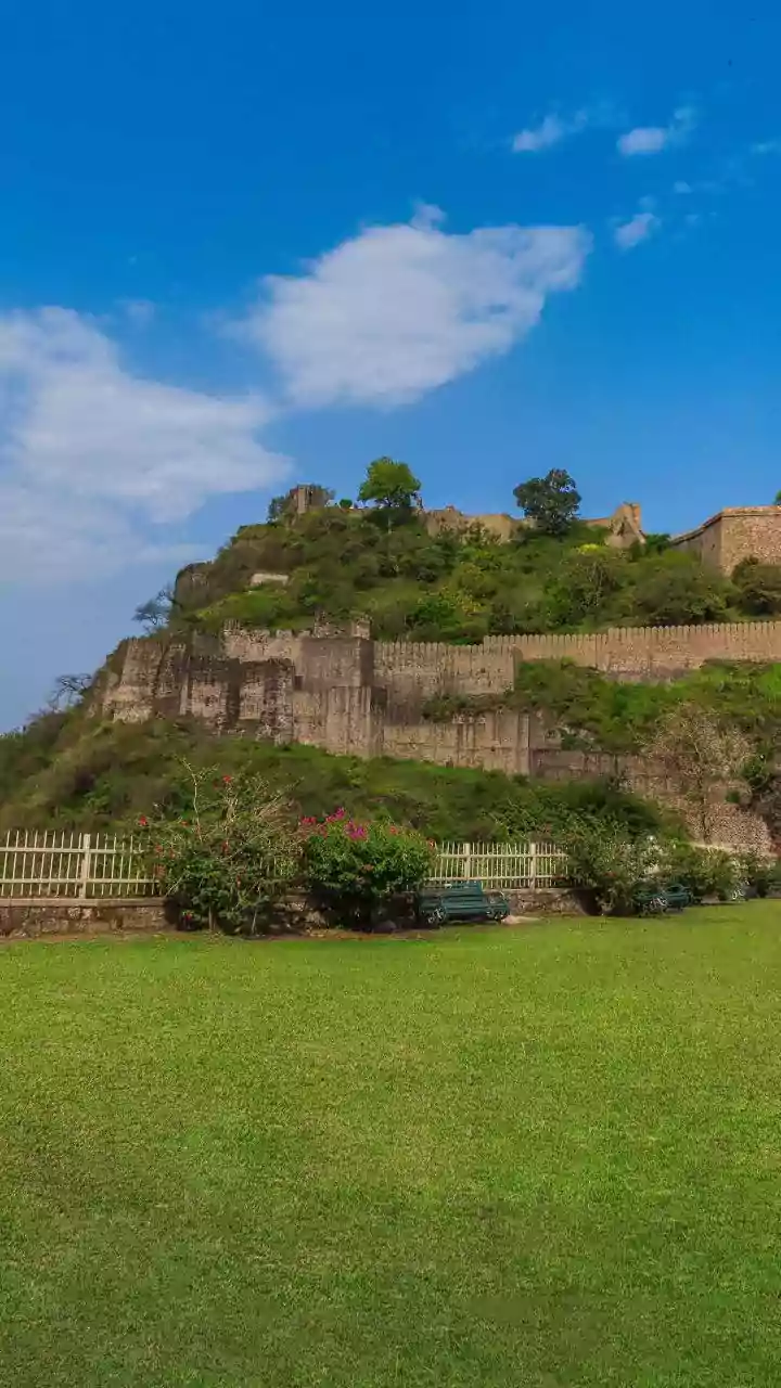Kangra Valley workation: Finding tranquility, fast internet, and affordable homestays in Dharamkot and Andretta