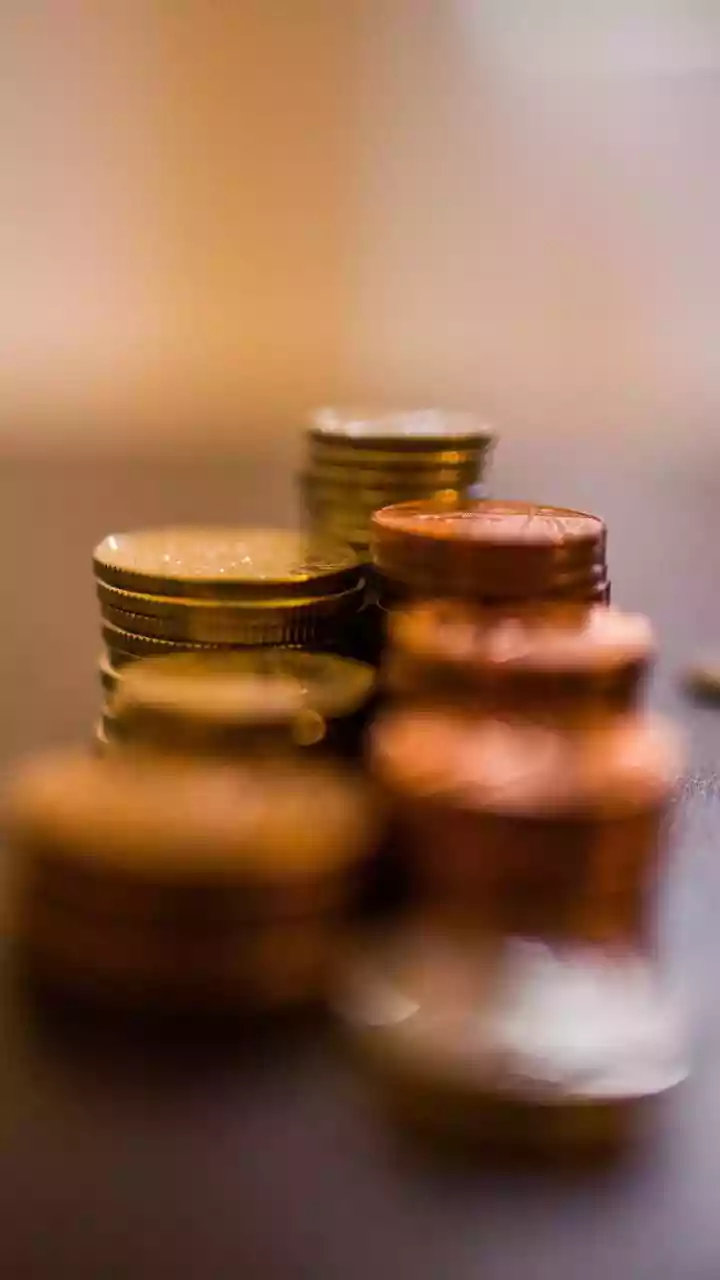 RBI expected to keep interest rates steady as inflation creeps up: Crisil