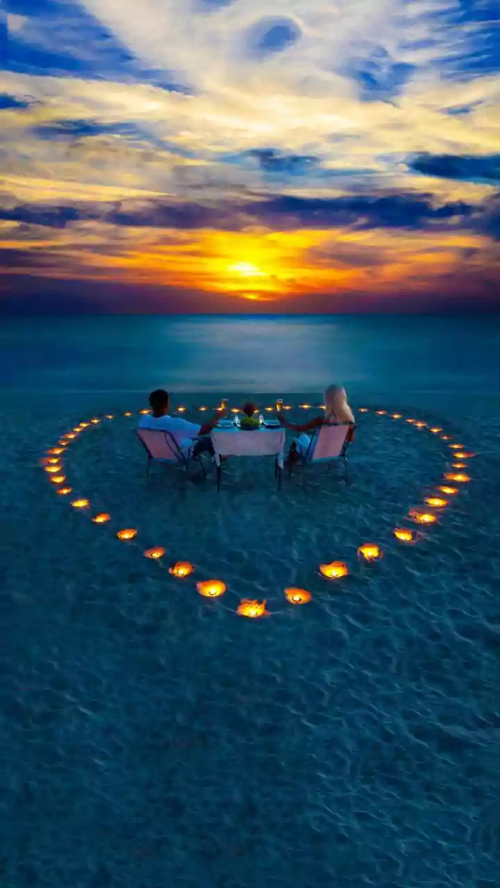 Single, Taken or “It’s Complicated”: Valentine’s Day Plans For Every Kind Of Love