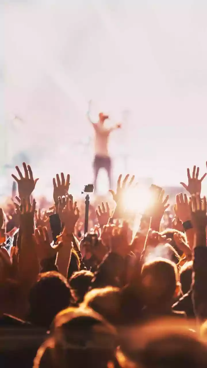 Lollapalooza 2026 Mumbai Day 2 Kicks Off:  Calum Scott, Pacifist Dazzle On Stage, Thousands Of Fans Await For Linkin Park