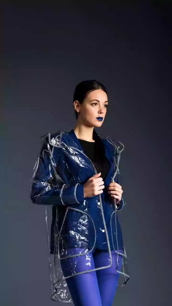 How Wearable Textiles Harness Body Heat Differences To Produce Micro-Power For Health Trackers
