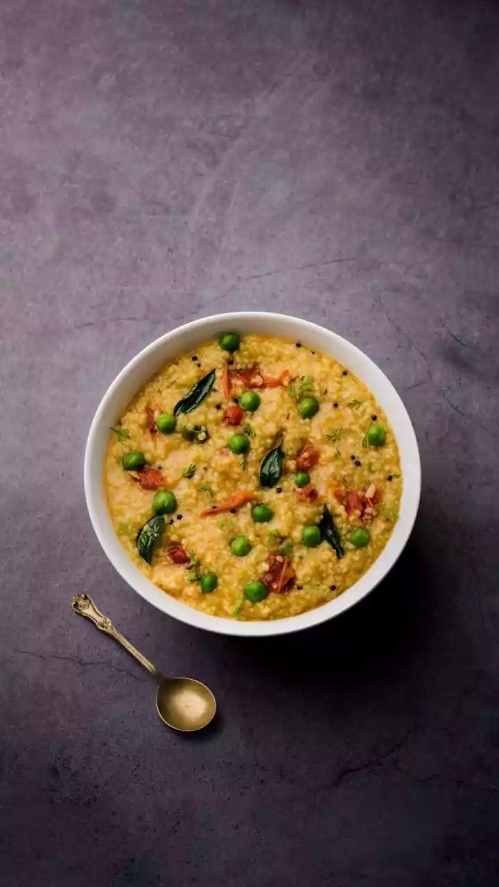 How Urban Gym-Goers Reinvent Porridge With Savoury Indian Spices And Fresh Vegetables