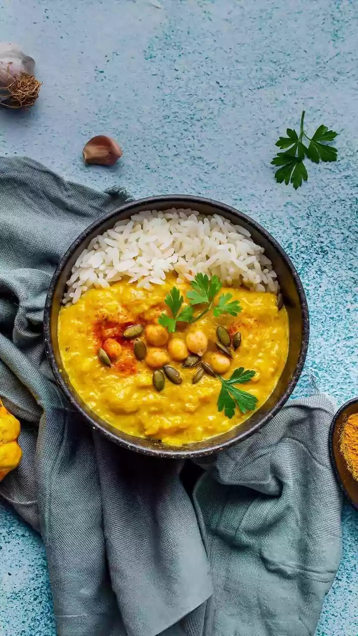 Simple Monsoon Foods That May Help Your Body Stay Resilient During Rainy Days