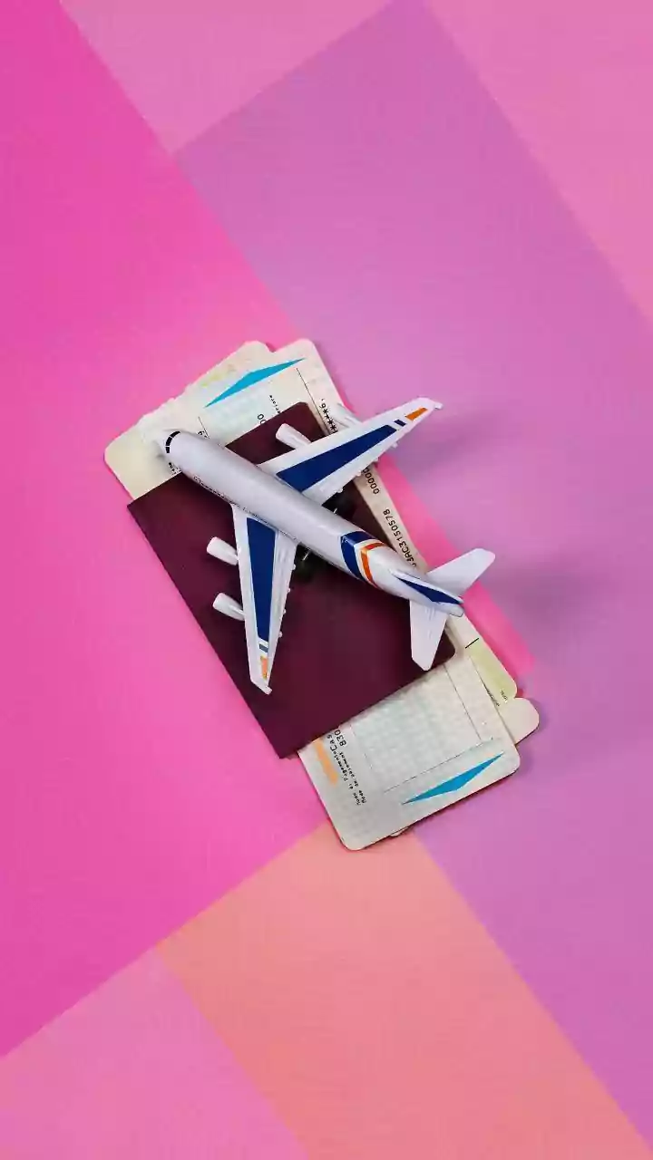 Shorter Shortlist: US Travel Ban Now Touches Nearly 5% Of The World As Trump Bars 5 More Nations