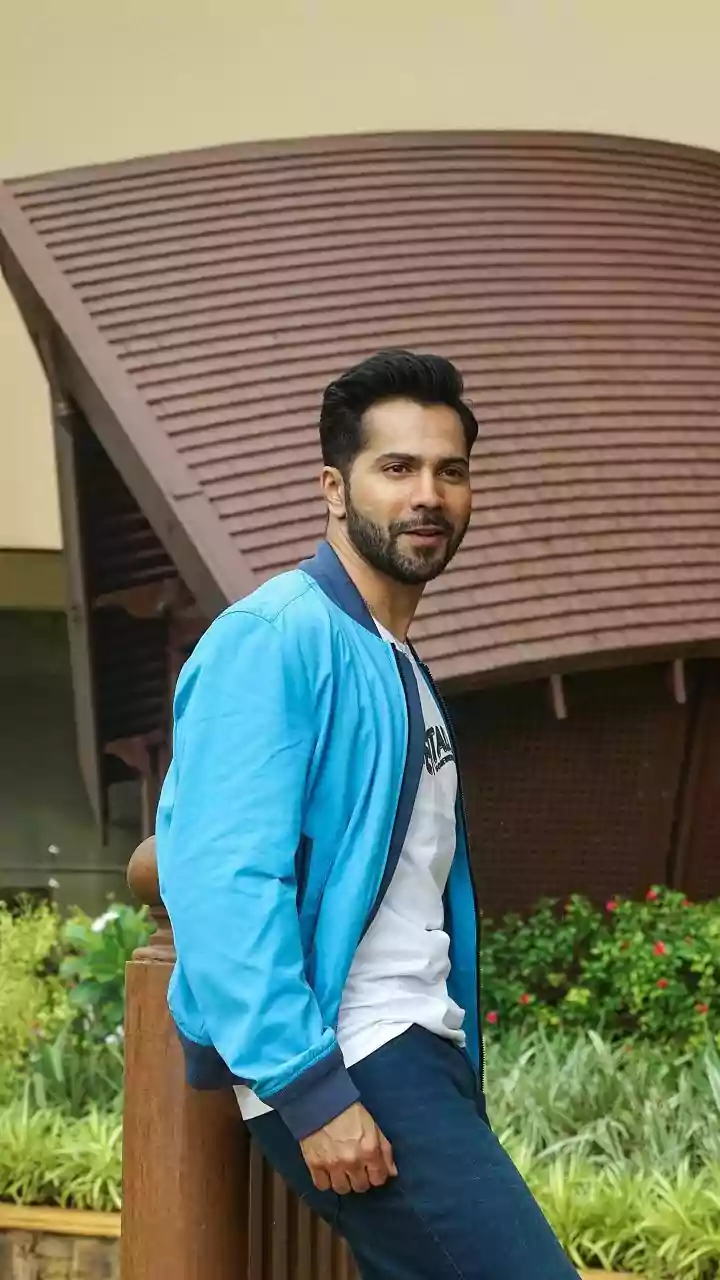 Varun Dhawan's Mumbai Rickshaw Adventure & 'Hai Jawani Toh Ishq Hona Hai' Release Date Drama