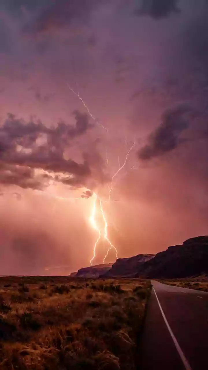 Seven Weather Signals That Can Change Your Road Trip Plans