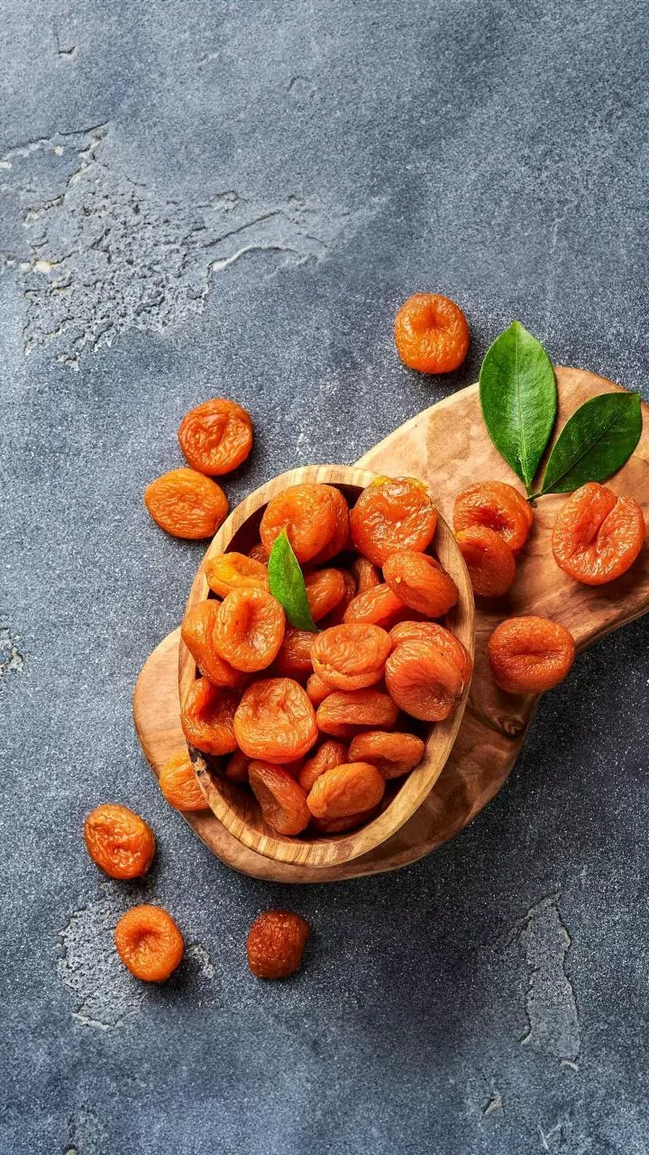 These Armenian wedding traditions are so intriguing!