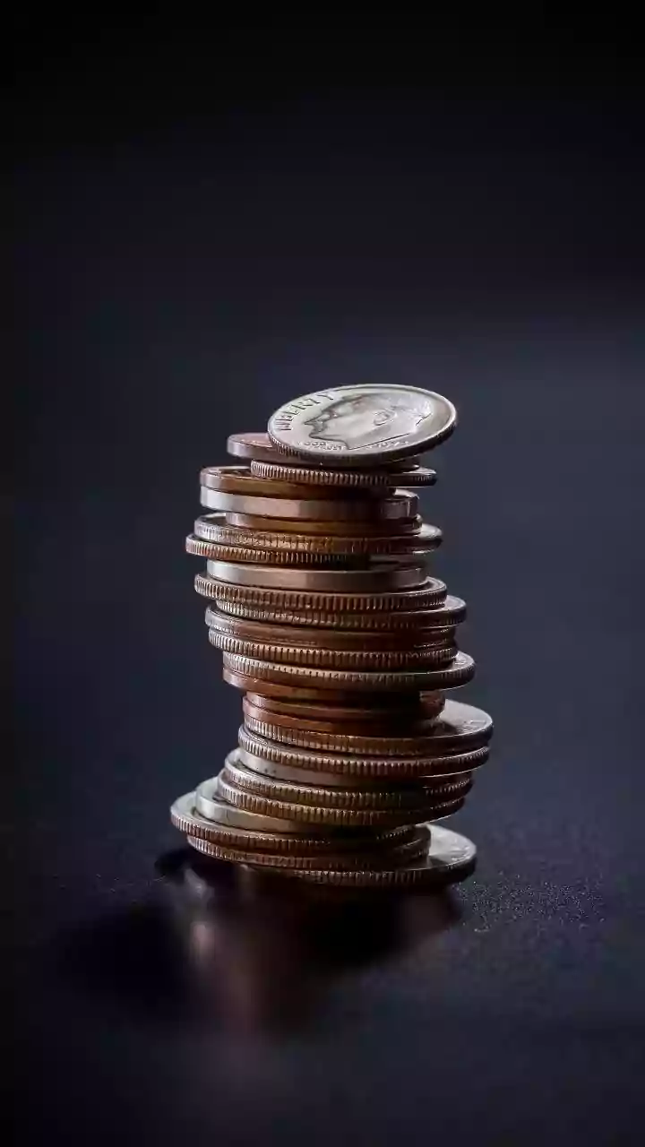 Rupee Plunges Below 91 Mark In A New Historic Low; Trades At 91.07 Against US Dollar