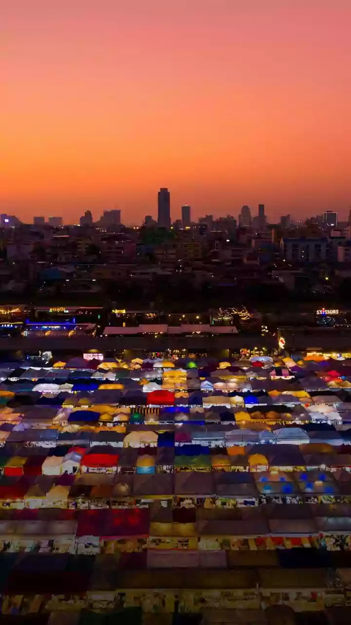 How Young Urbanites Harness Free City Events For Productive No-Spend Weekends