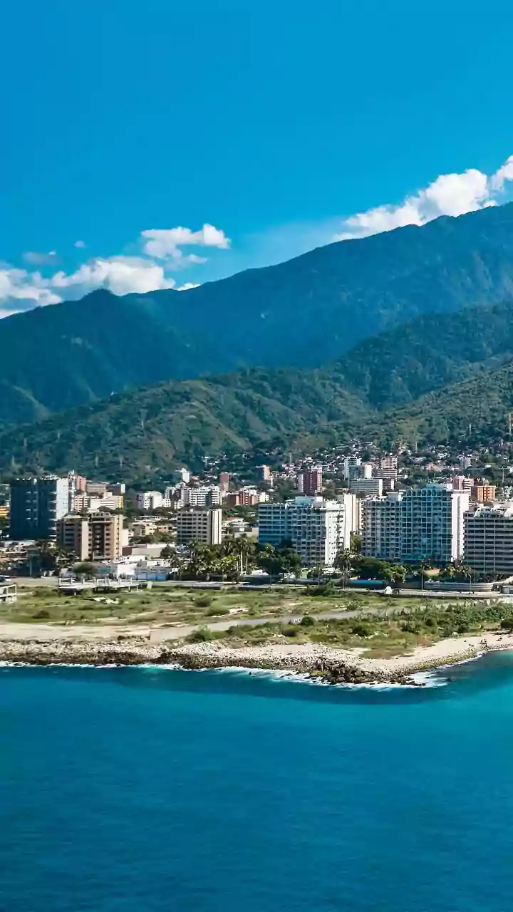 JD Vance Defends US Operation in Venezuela: 'Not a Kidnapping, But Law Enforcement'