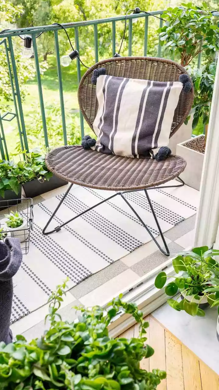 Balcony Herb Gardens Blend Healthy Eating With Urban Green Living
