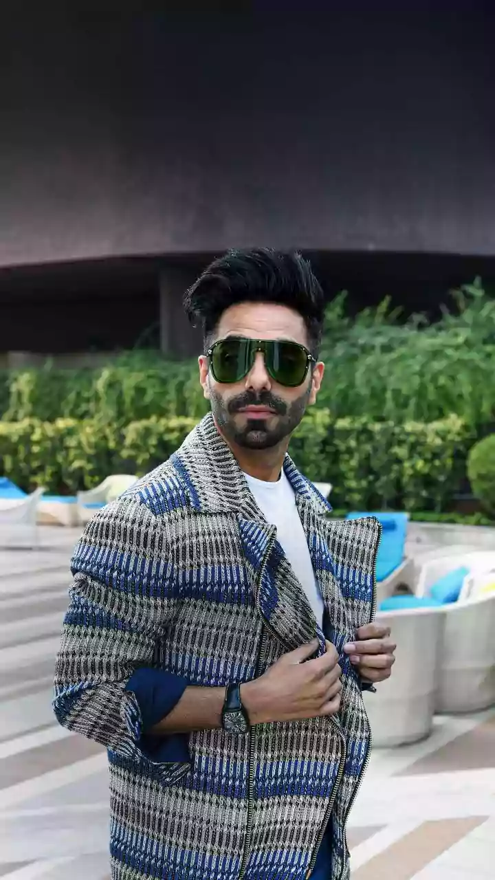 Bollywood stars who almost became cricketers