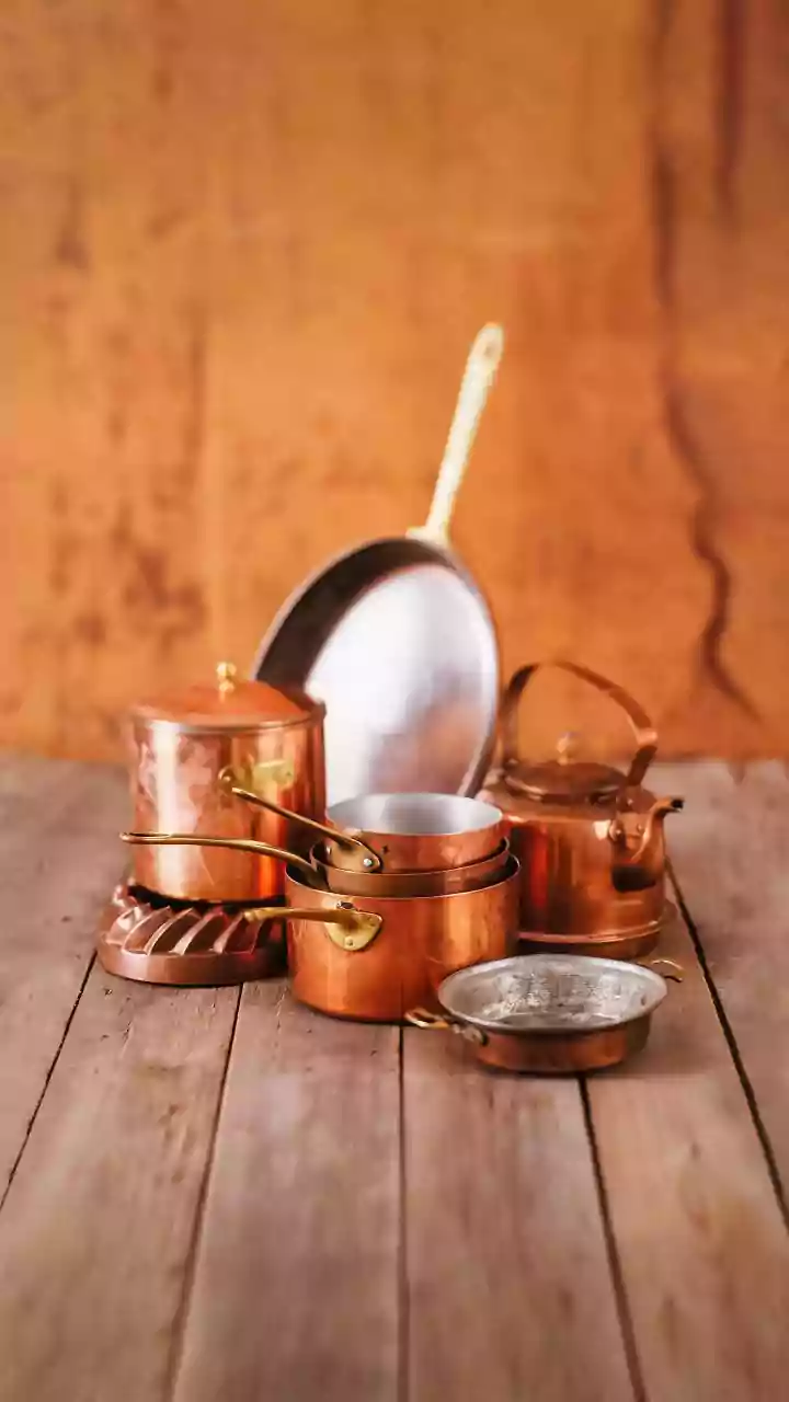 Vessel Material Can Affect Browning, Simmering and Cooking Speed