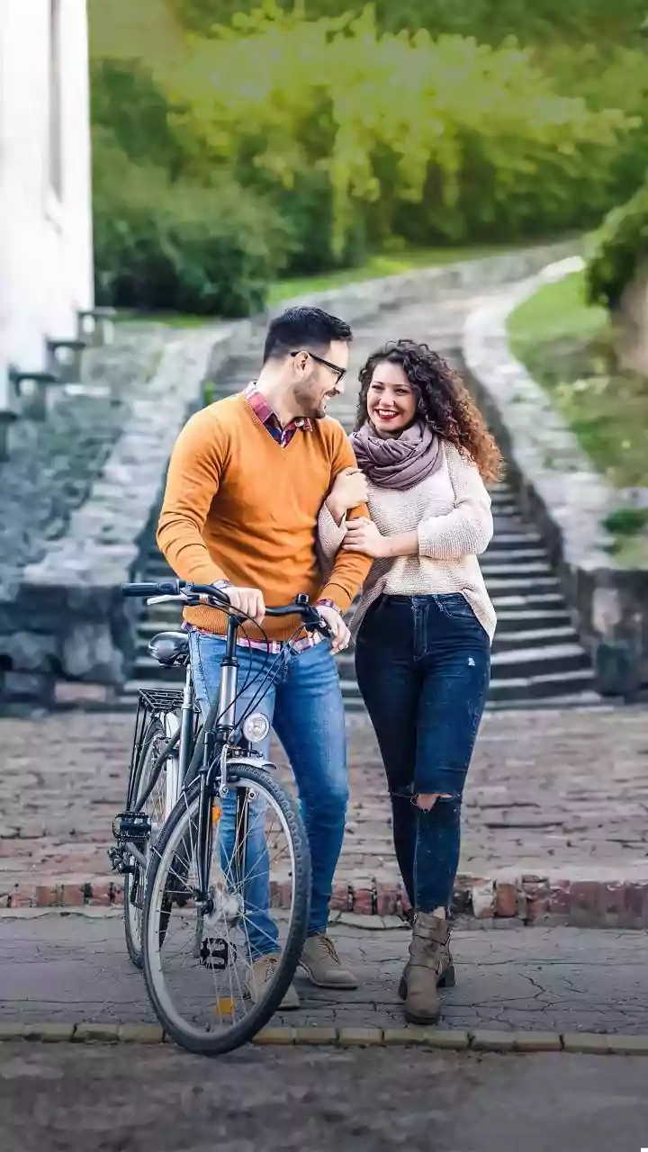 How Jaane Tu Ya Jaane Na Offers Lighthearted College Romance Perfect For Weekend Couple Streaming