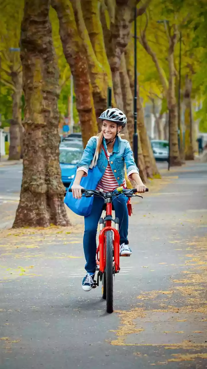 5 ways cycling to work can boost your productivity