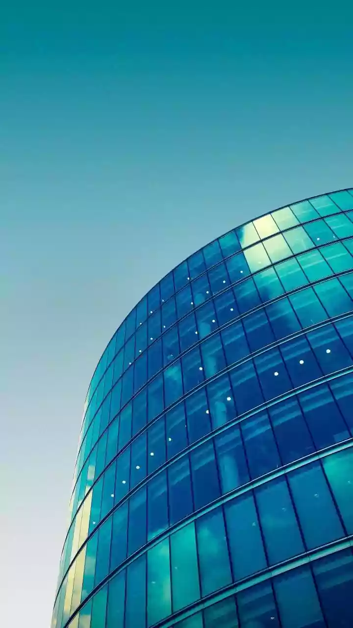 How Smart Glass Coating Solutions Block Summer Heat In City Homes Efficiently