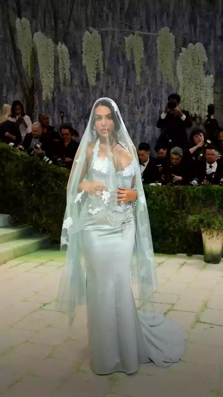 O look lamentável da esposa de Cristiano Ronaldo no Met Gala 2026