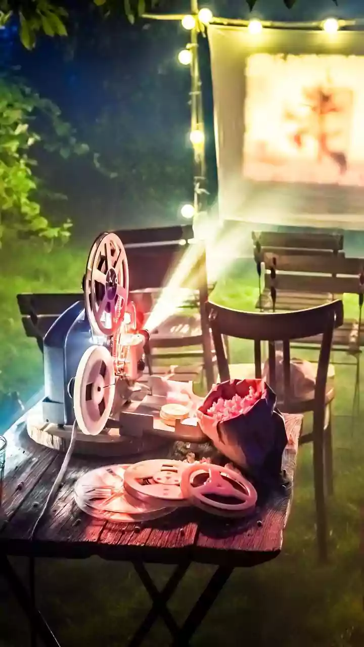 Why Timeless Bollywood Romances Continue To Captivate Young Indian Couples Seeking Nostalgic Date Night Streaming Movies