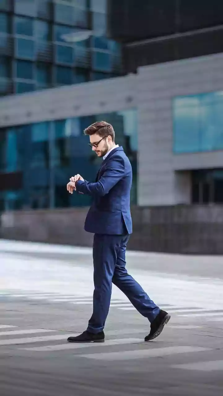 Office Productivity May Improve With Brief Walking Breaks, Early Evidence Suggests