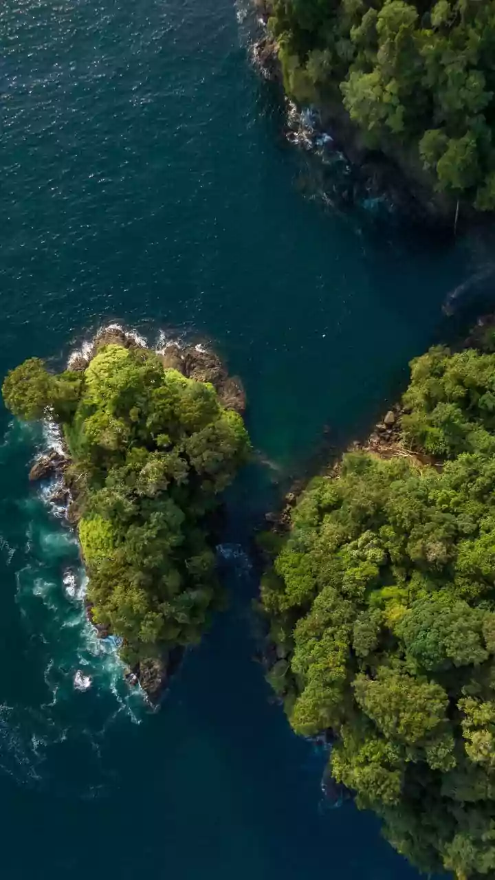 Pico Cao Grande: A striking natural wonder in Africa