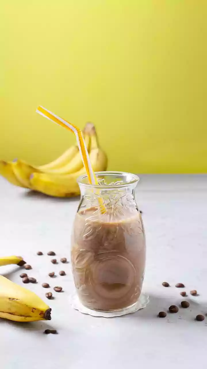 How To Craft Smooth Gourmet Cold Brew In A Simple Glass Jar Overnight